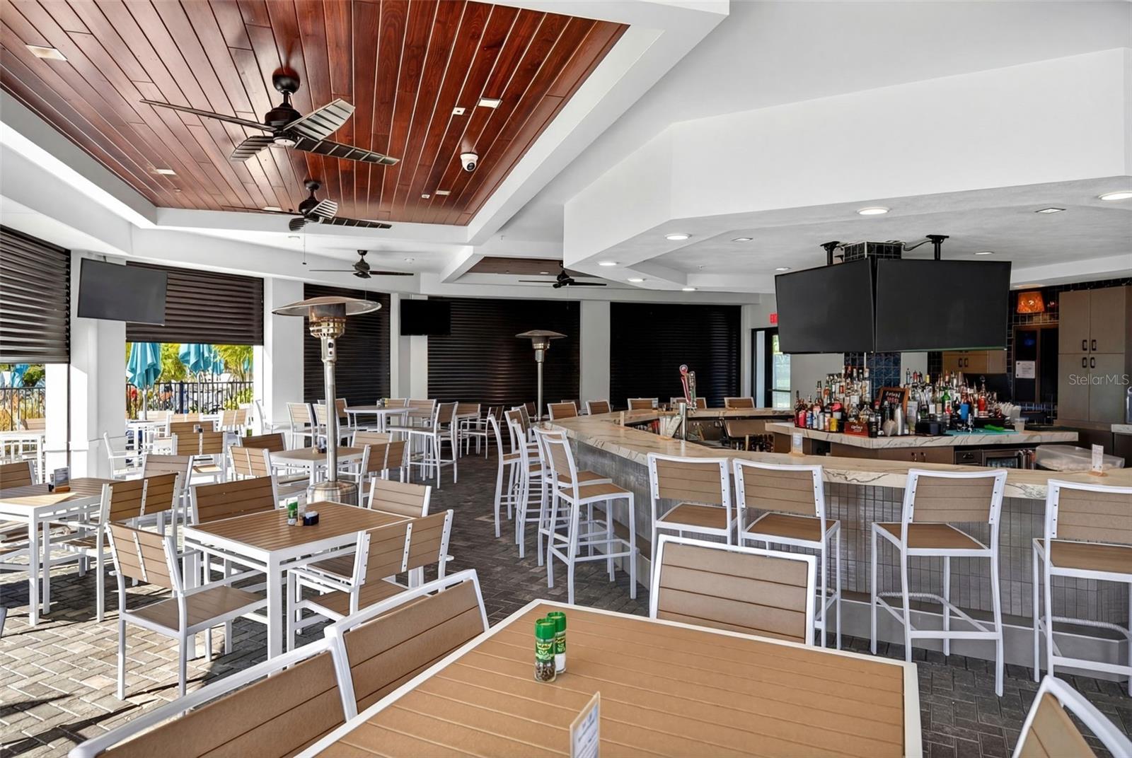 WELLEN PARK GOLF & COUNTRY CLUB - Residential