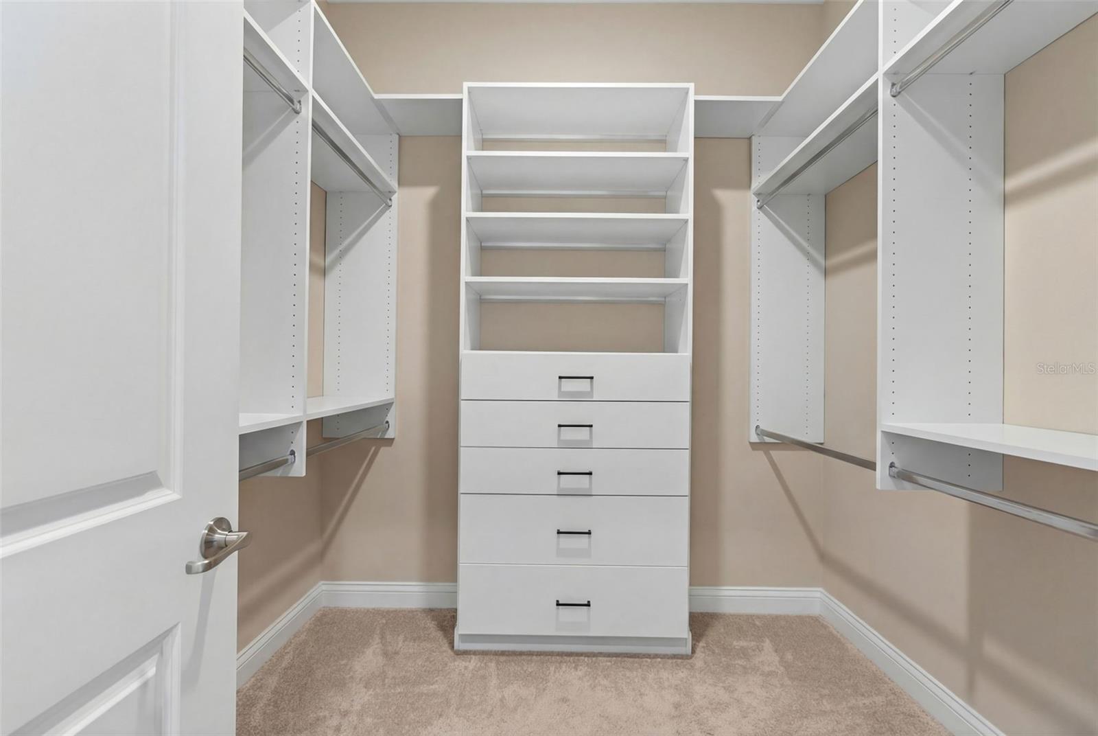 WELLEN PARK GOLF & COUNTRY CLUB - Residential