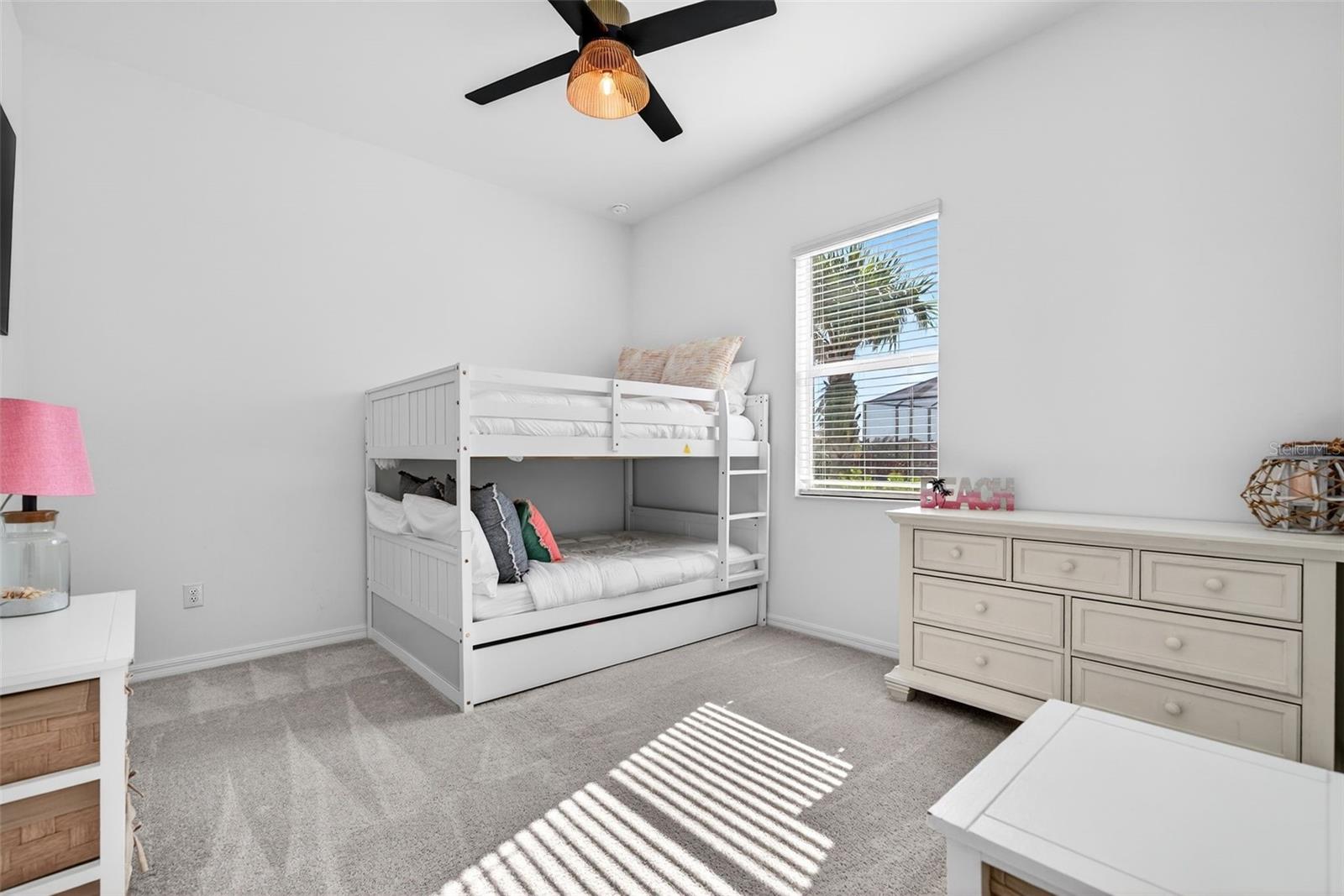 WELLEN PARK GOLF & COUNTRY CLUB - Residential