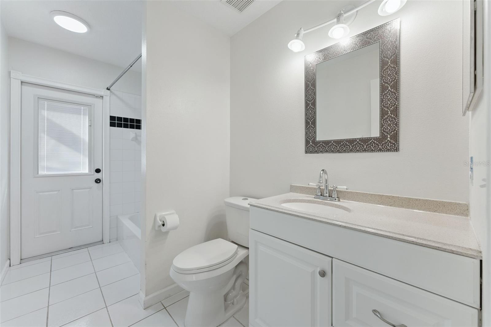 LEXINGTON TRLS - Residential