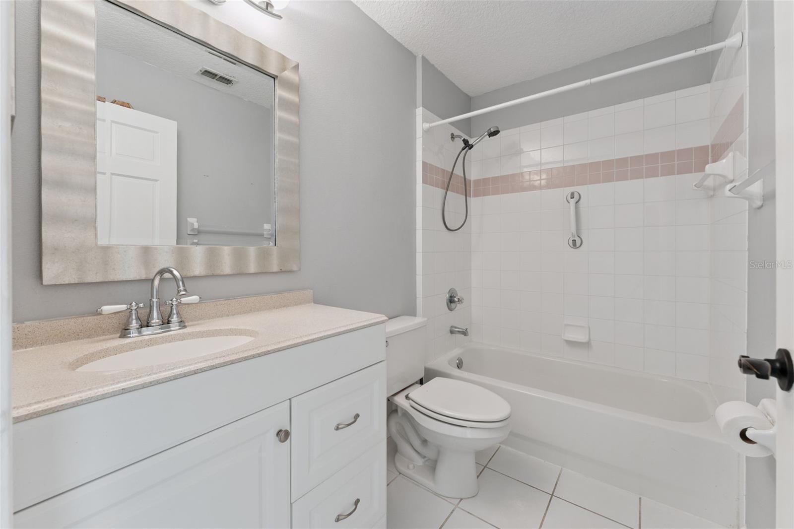 LEXINGTON TRLS - Residential