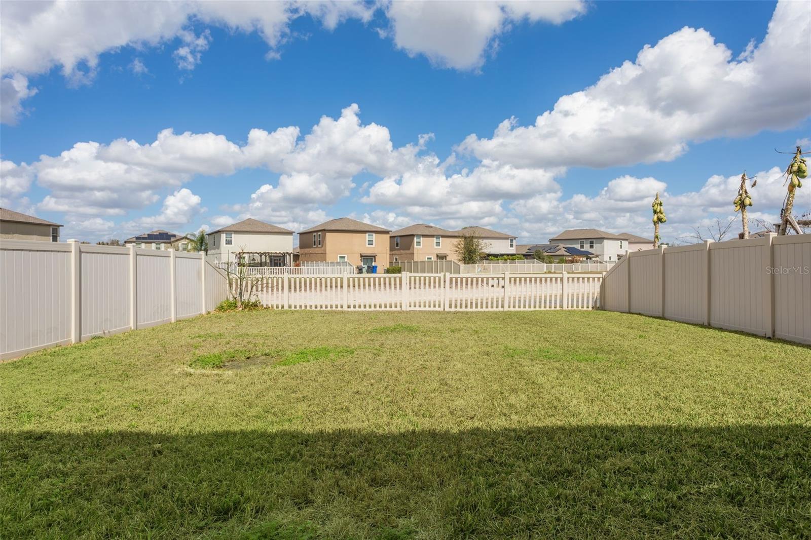 VENTANA GROVES - Residential