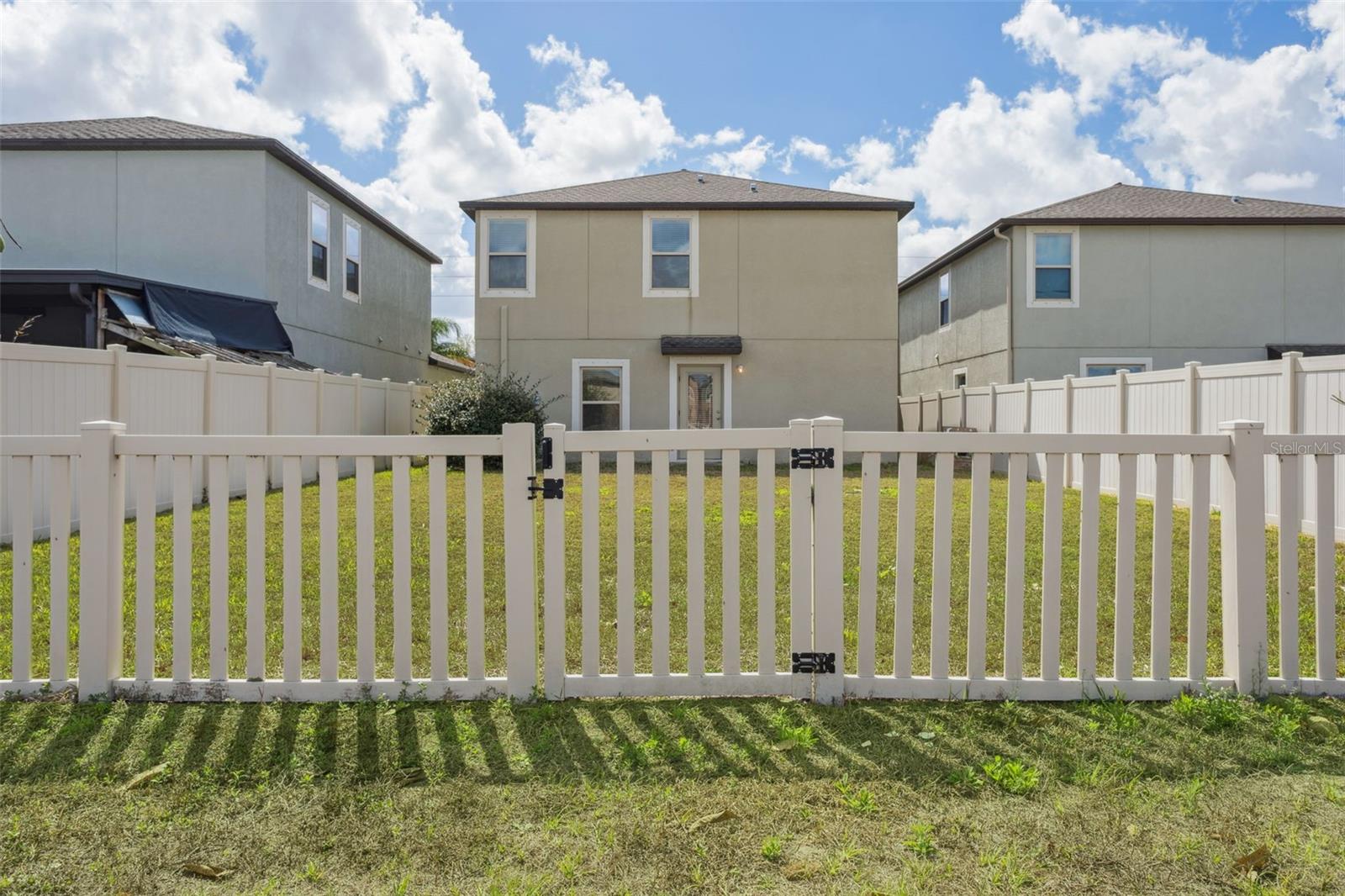 VENTANA GROVES - Residential