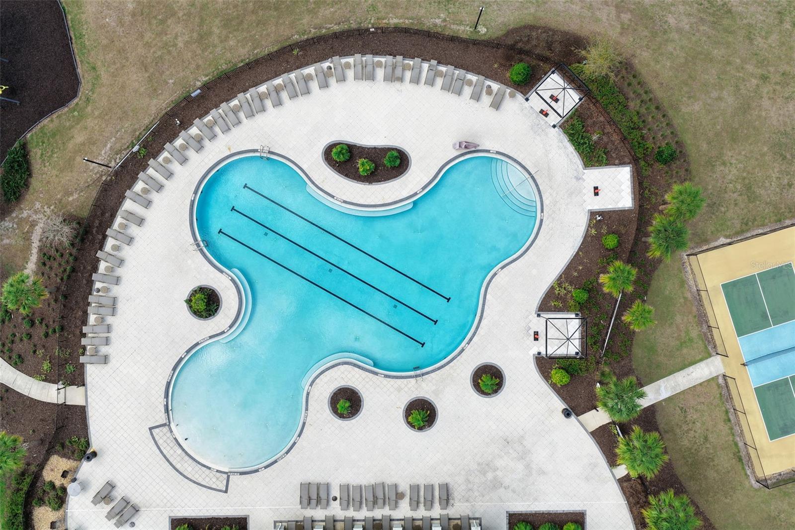 VENTANA GROVES - Residential