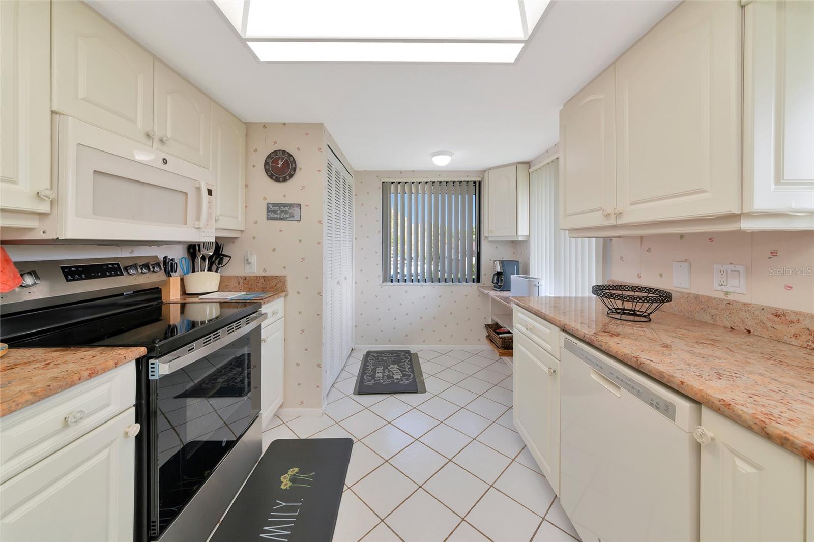 TERRACES AT WILD OAK BAY IV THE - Residential