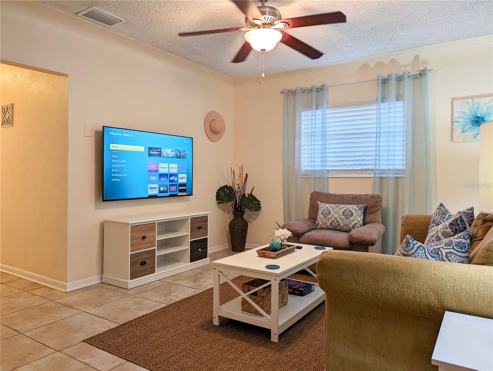 BAY PINES MANOR - Residential Income