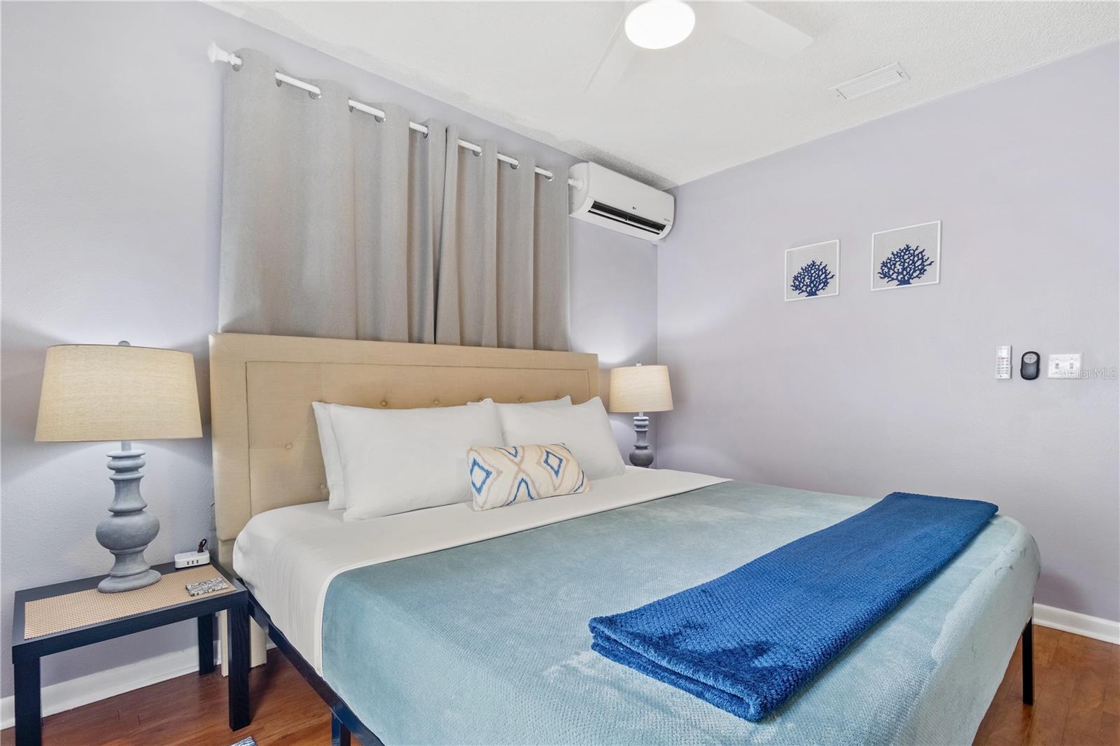 BAY PINES MANOR - Residential Income