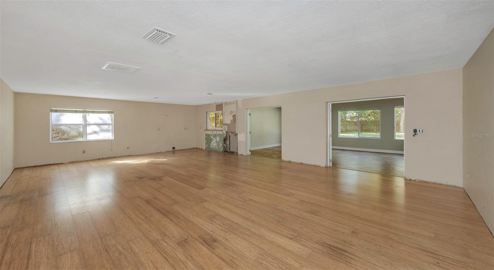 NORTHDALE SEC E UNIT 3 - Residential