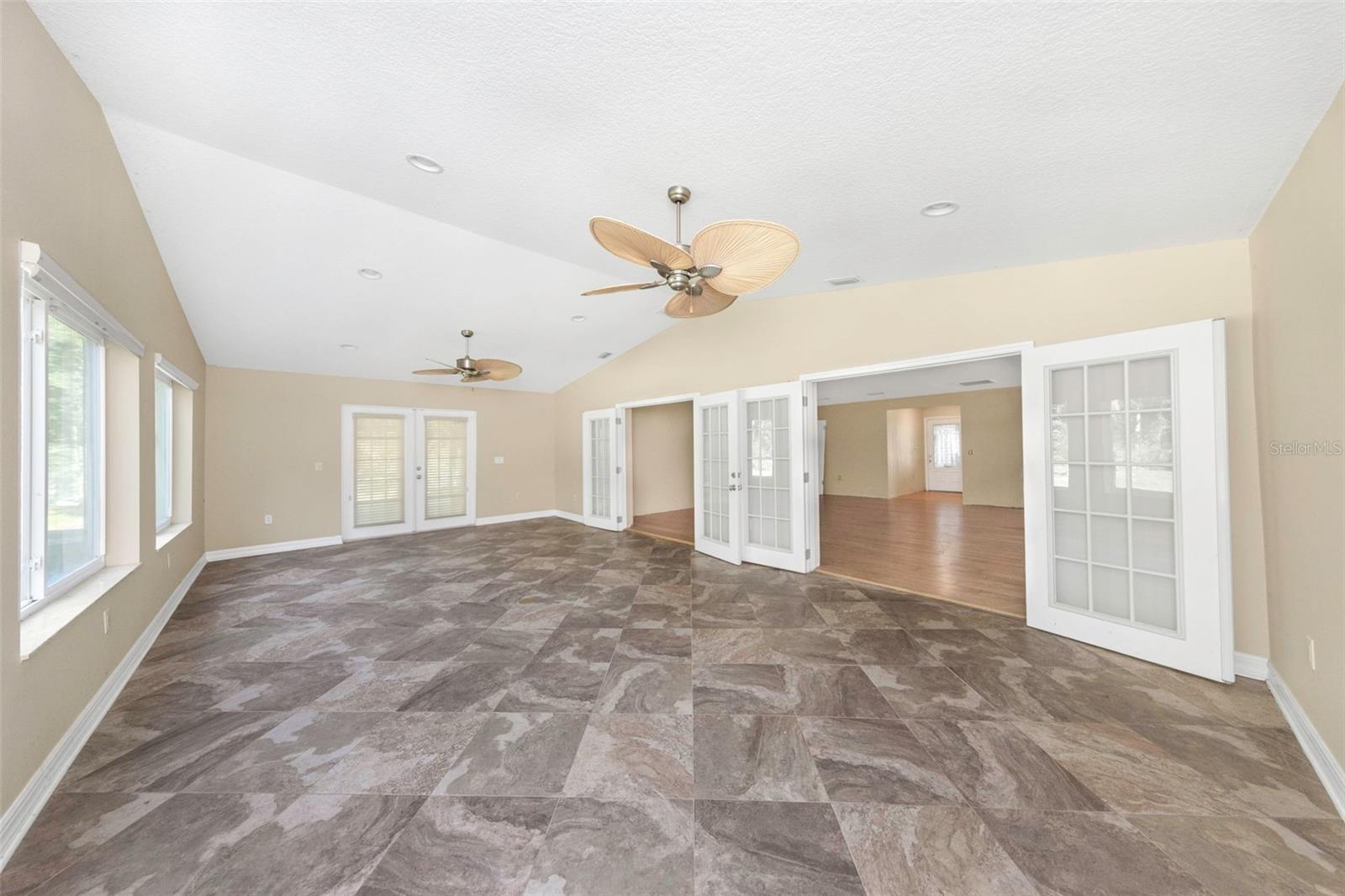 NORTHDALE SEC E UNIT 3 - Residential