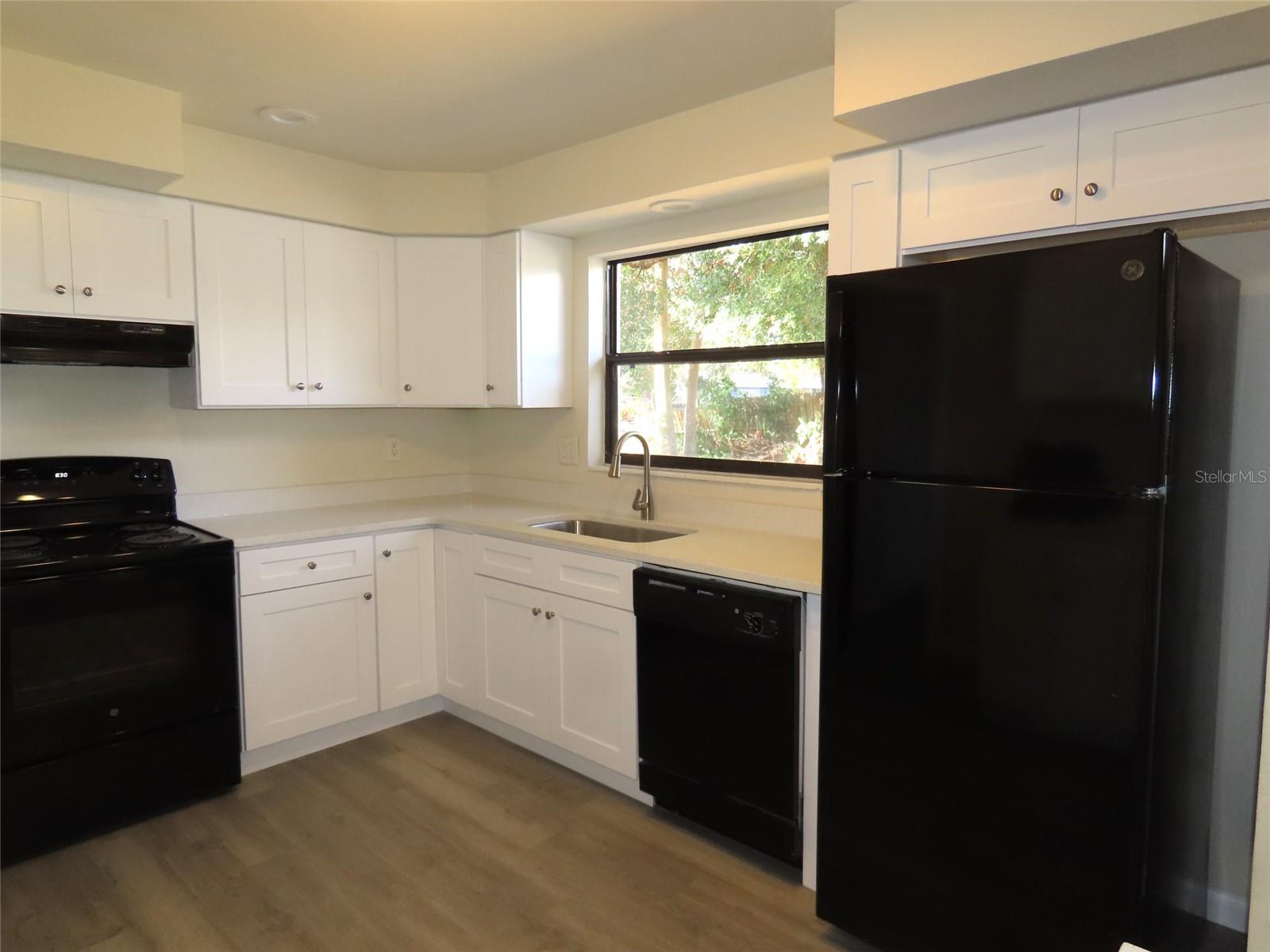 FAIRVIEW ESTATES - Residential