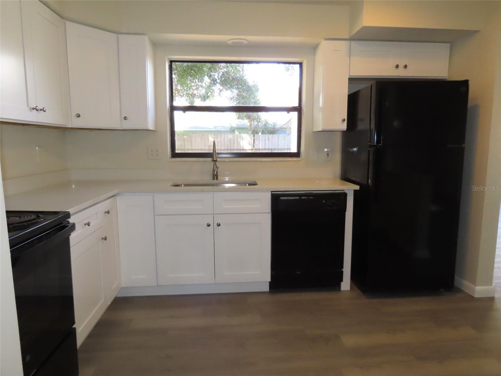 FAIRVIEW ESTATES - Residential