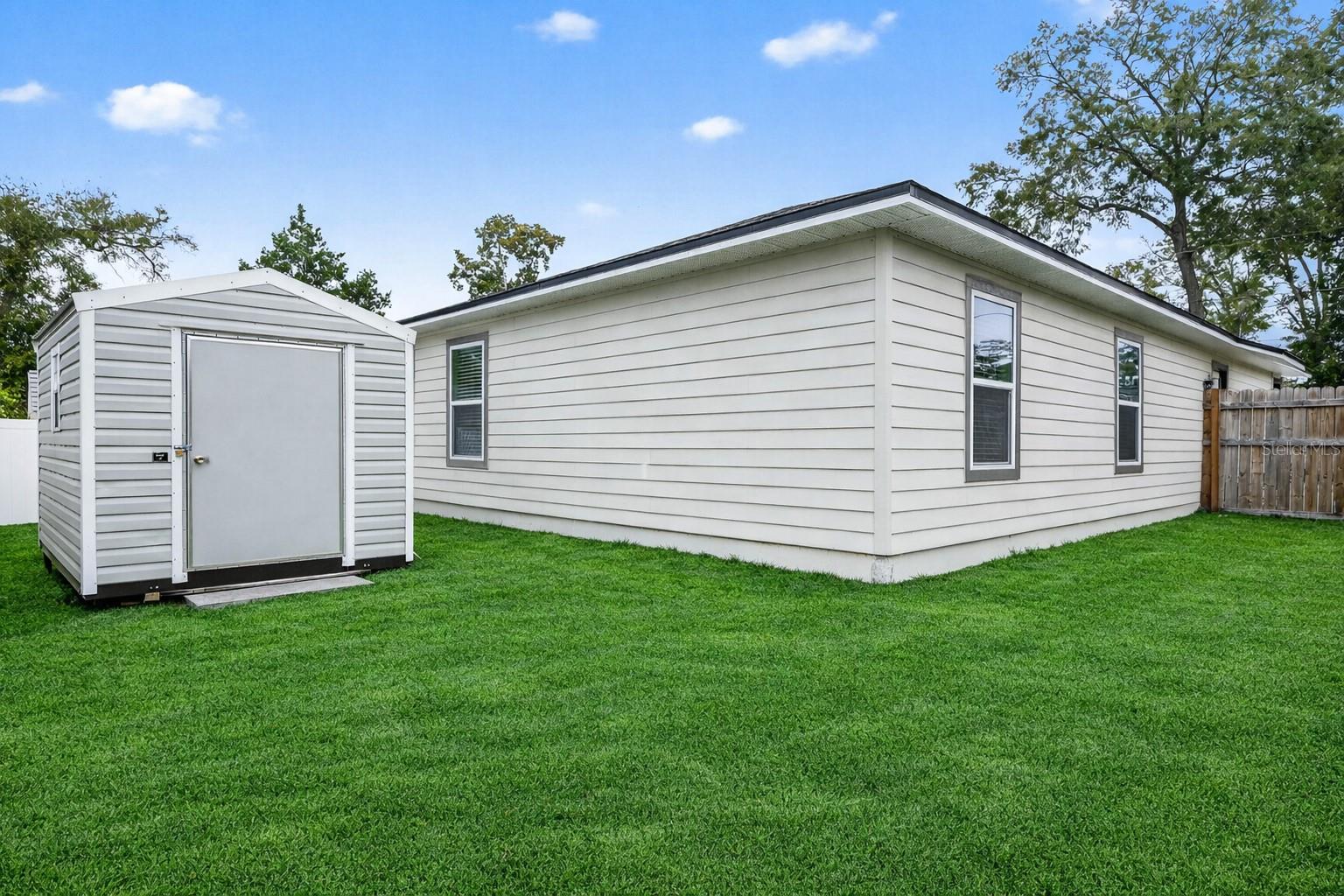 G M WHETSTONE ESTATE ADD TO H S - Residential