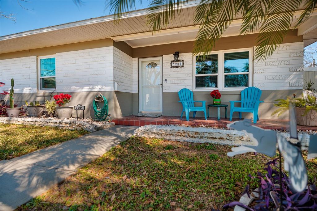 Photo of 7201 Grevilla Avenue S, South Pasadena, FL 33707 (MLS # TB8473325)