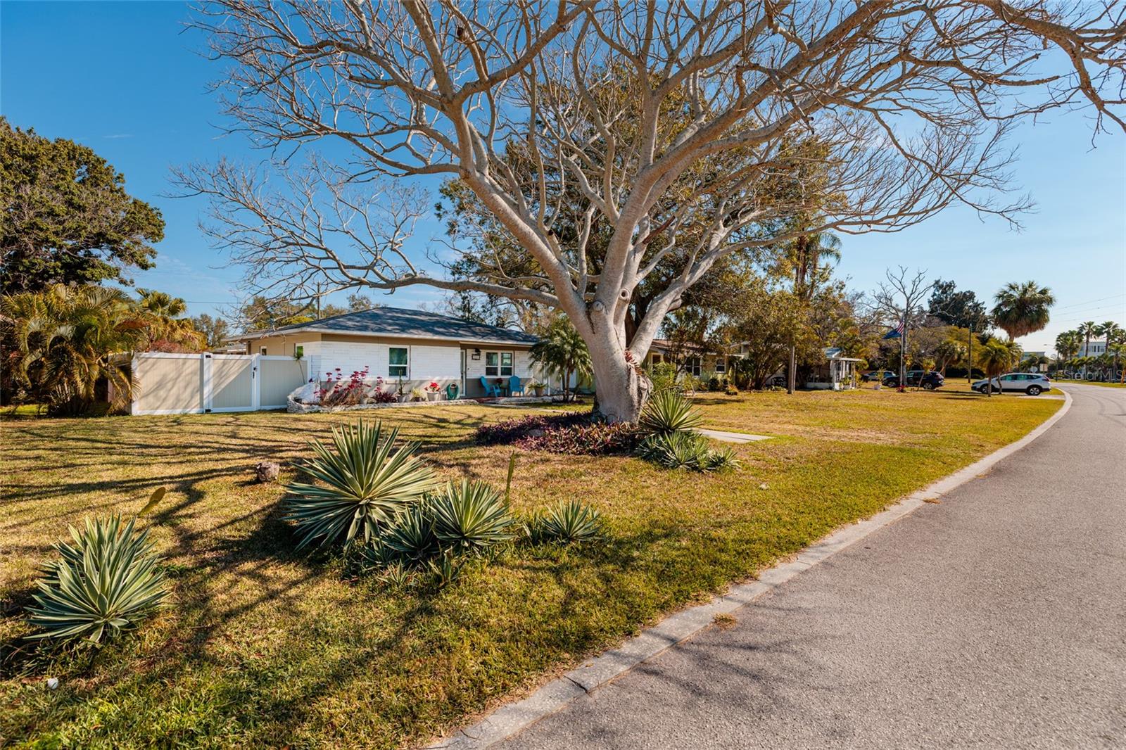 7201 GREVILLA AVENUE S