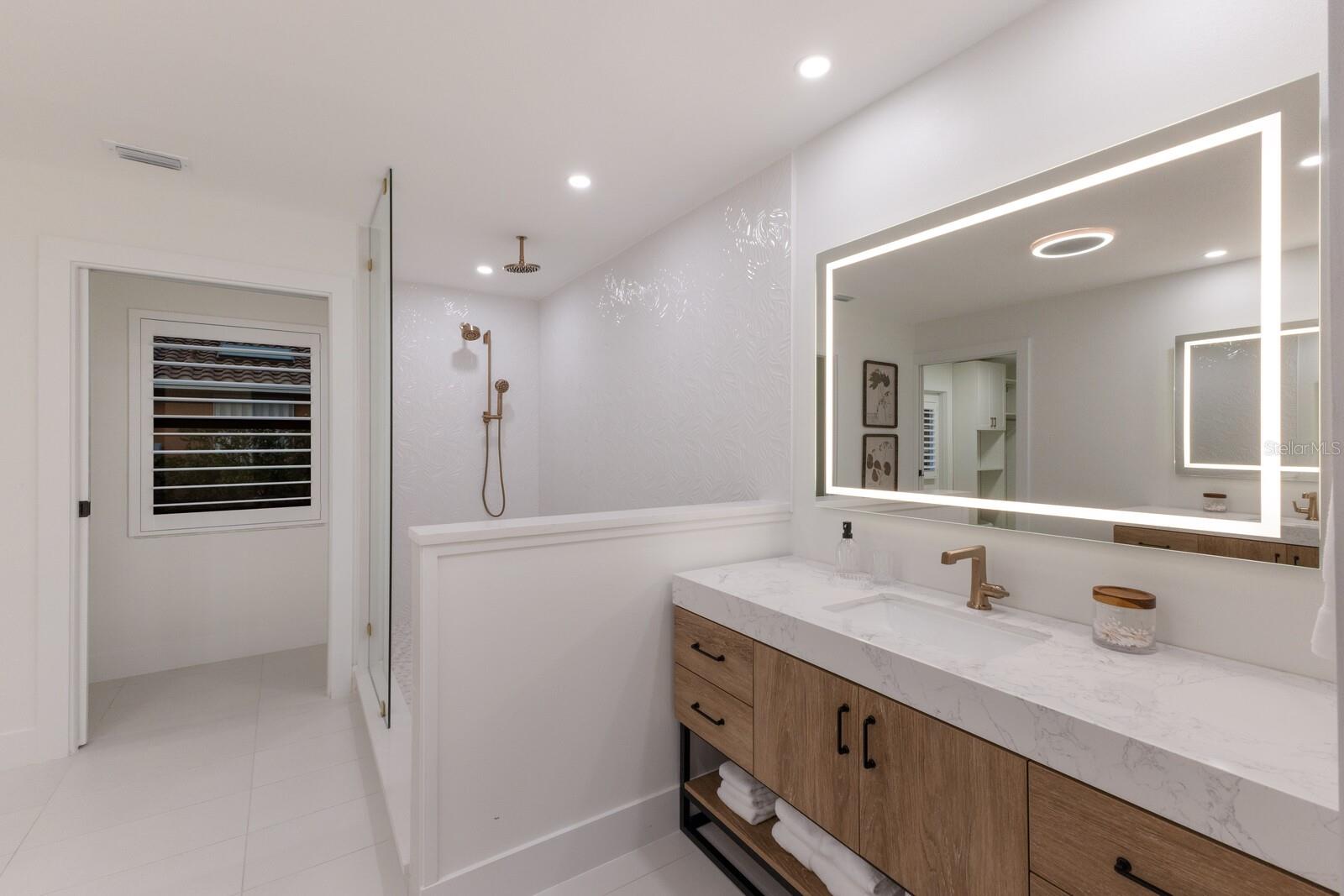 COUNTRY CLUB SHORES SEC 03 - Residential