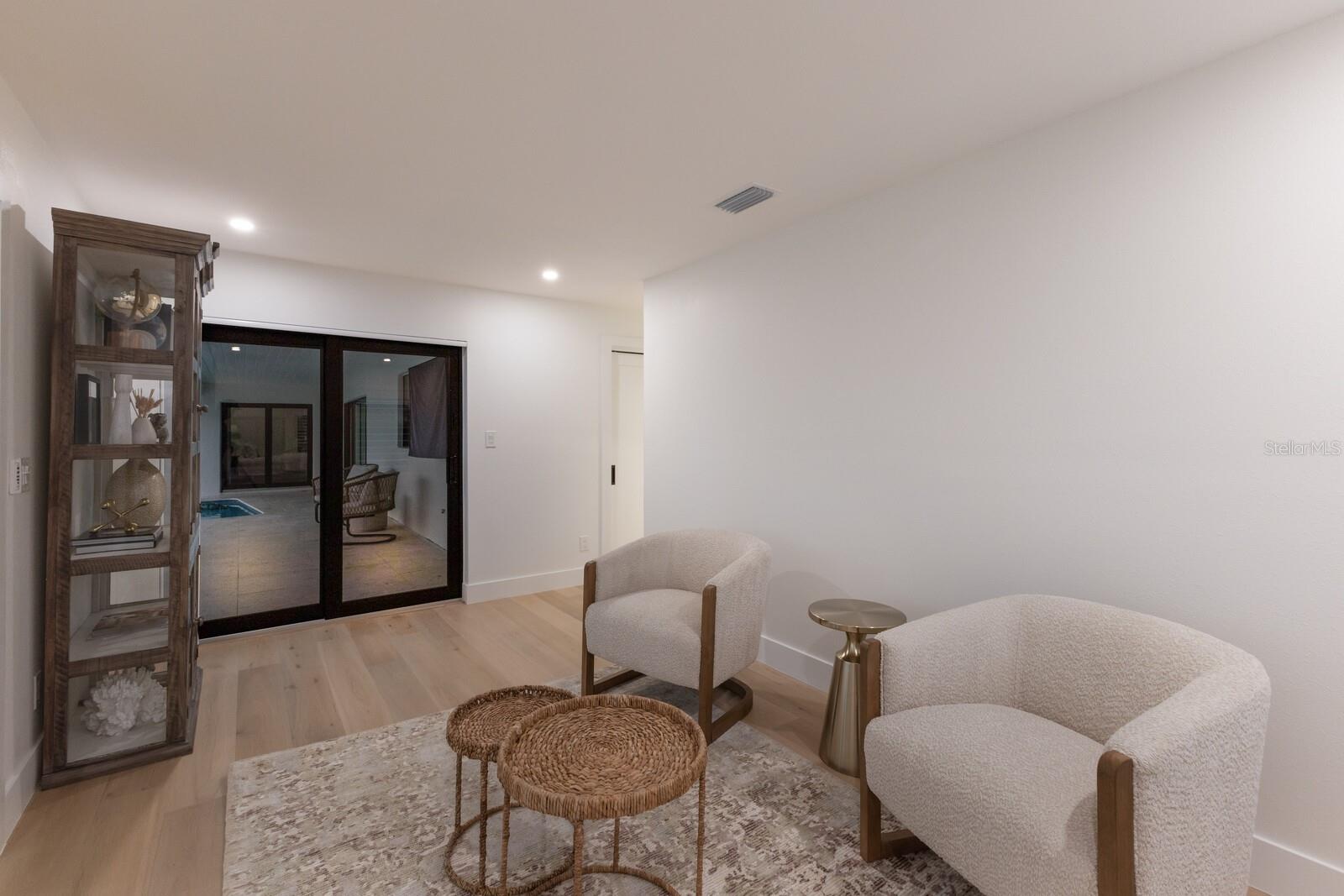 COUNTRY CLUB SHORES SEC 03 - Residential