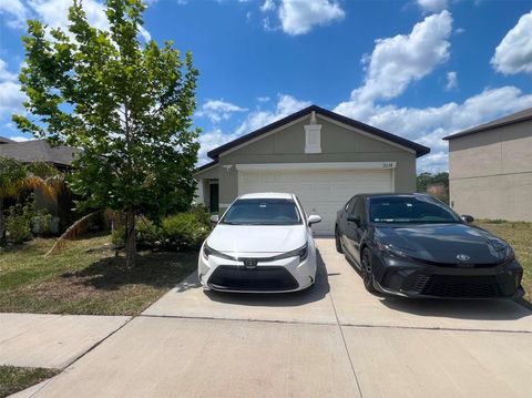 Photo of 2034 Old Pasture Lane, Lakeland, FL 33801 (MLS # S5148922)