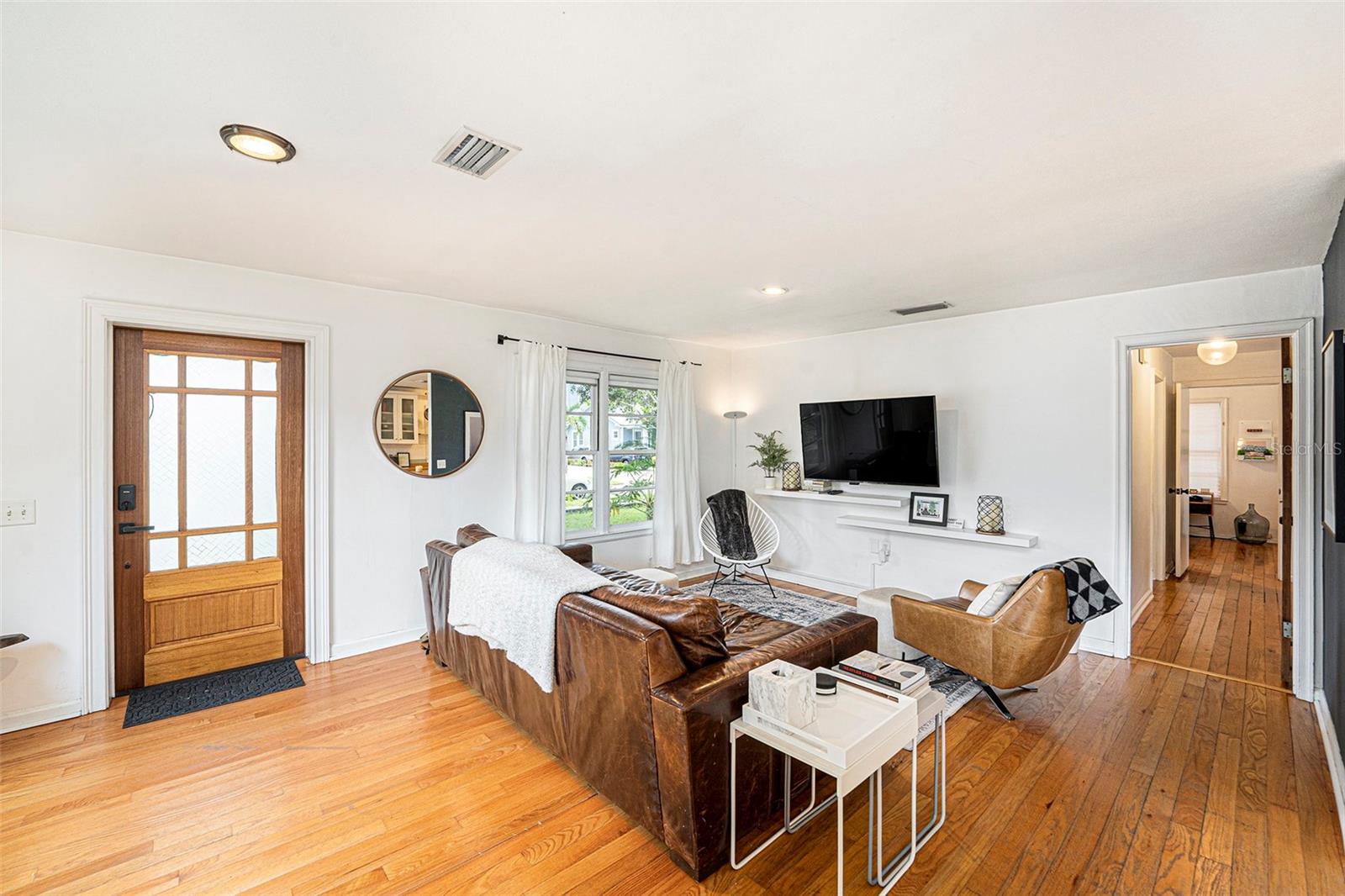 3709 W SAN PEDRO STREET