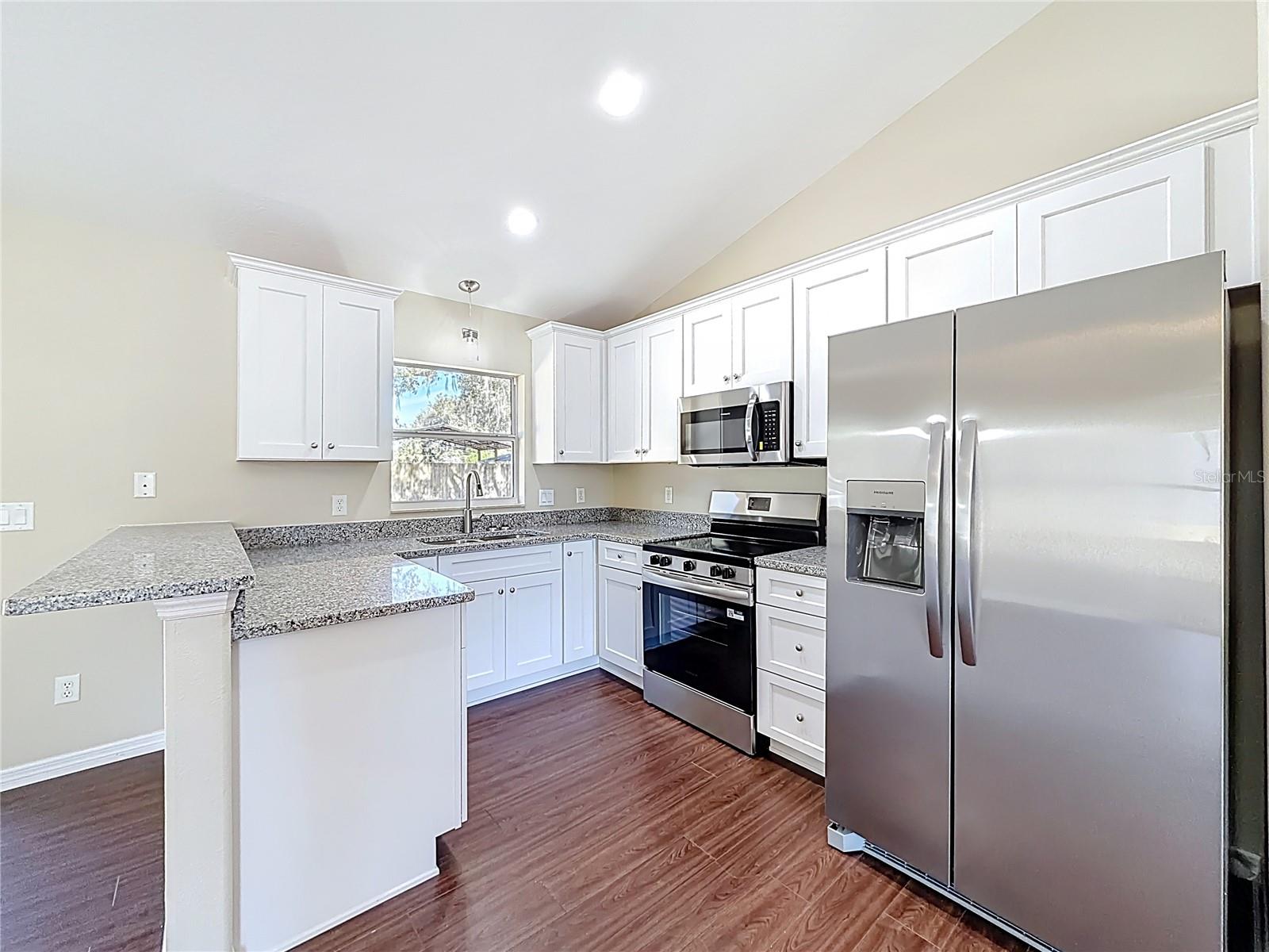 BUSHNELL PARK 28 - Residential