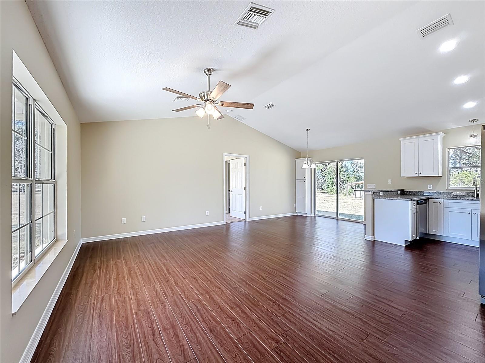 BUSHNELL PARK 28 - Residential