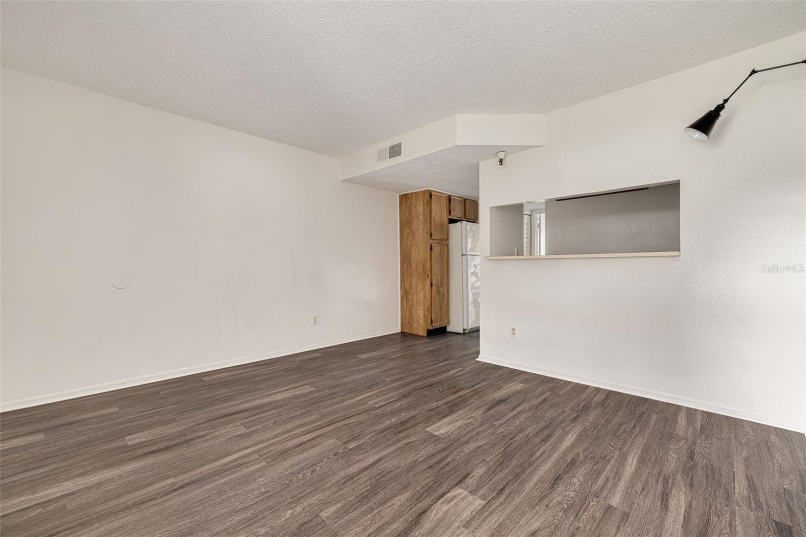 WATERSIDE CONDO III - Residential