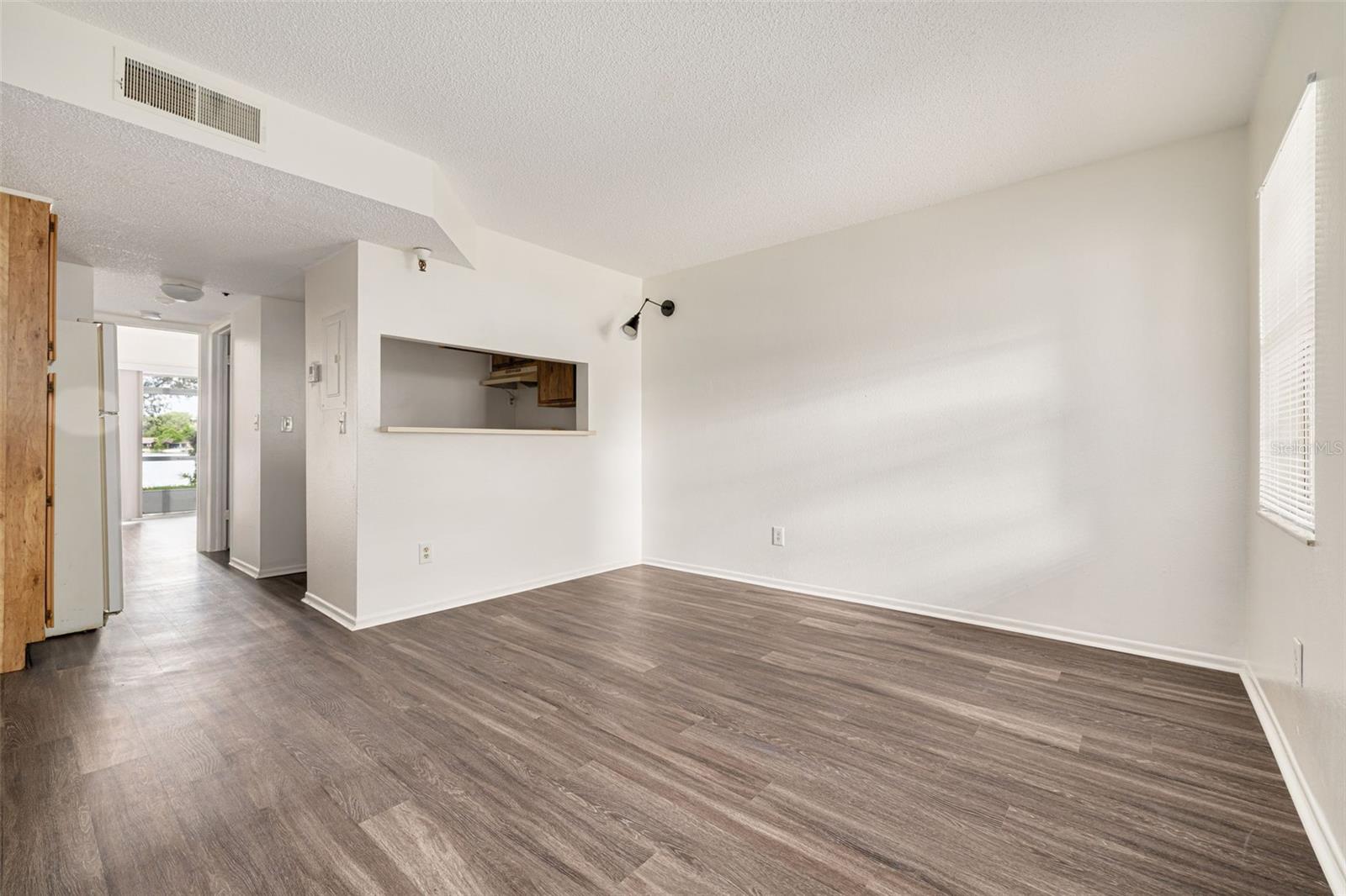 WATERSIDE CONDO III - Residential