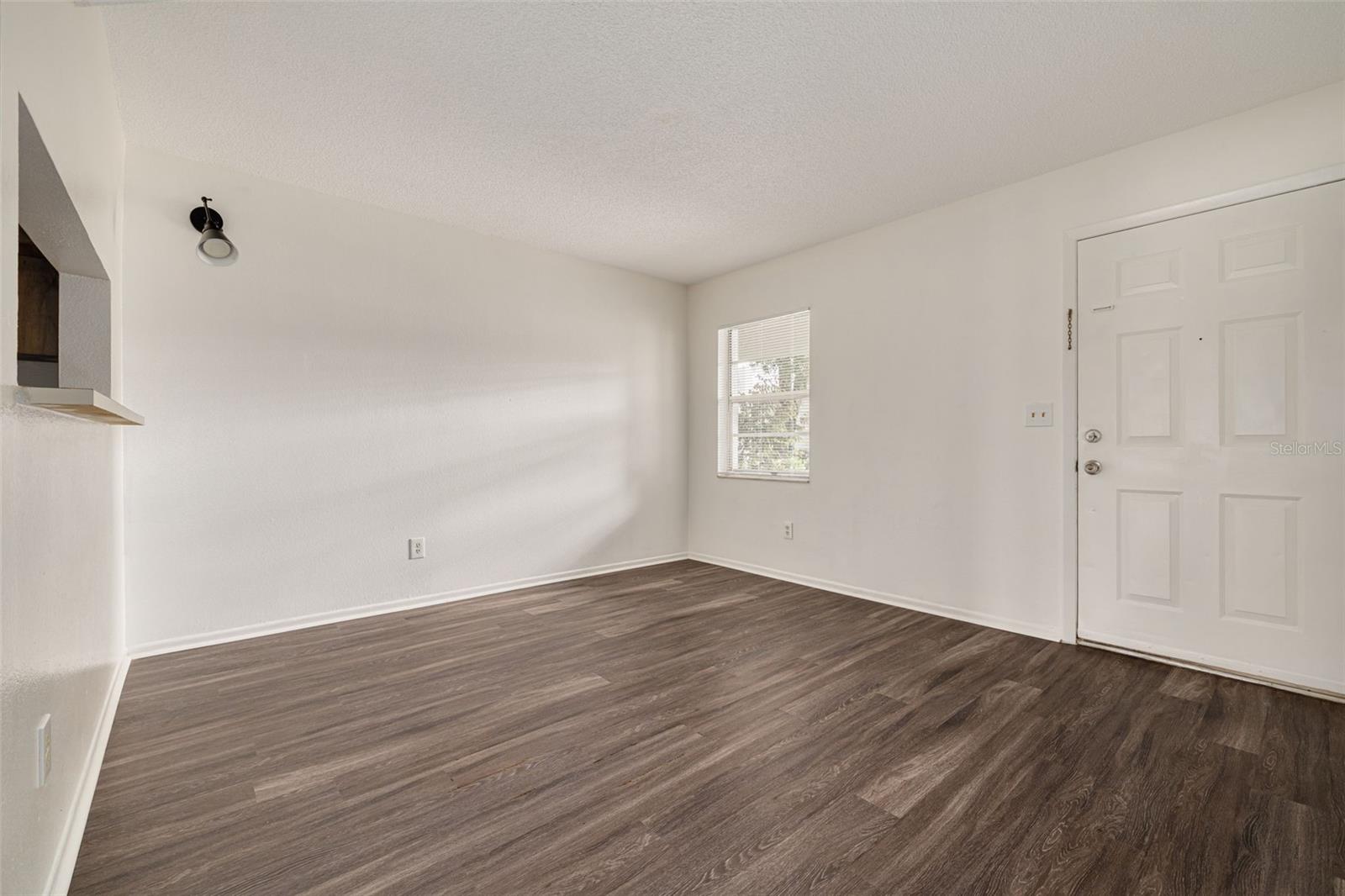WATERSIDE CONDO III - Residential