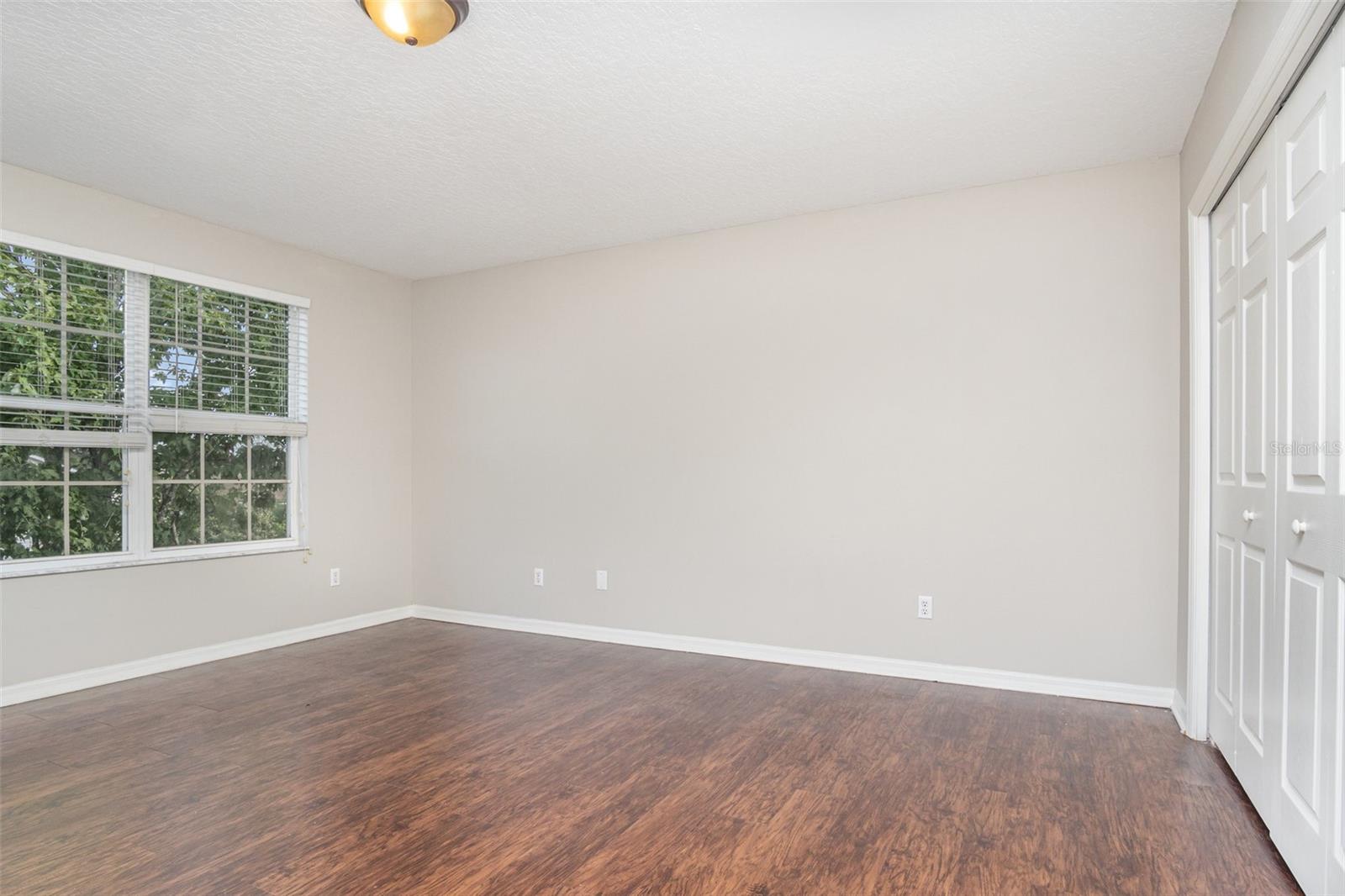 WATERFORD CHASE EAST PH 02 VILLAGE - Residential