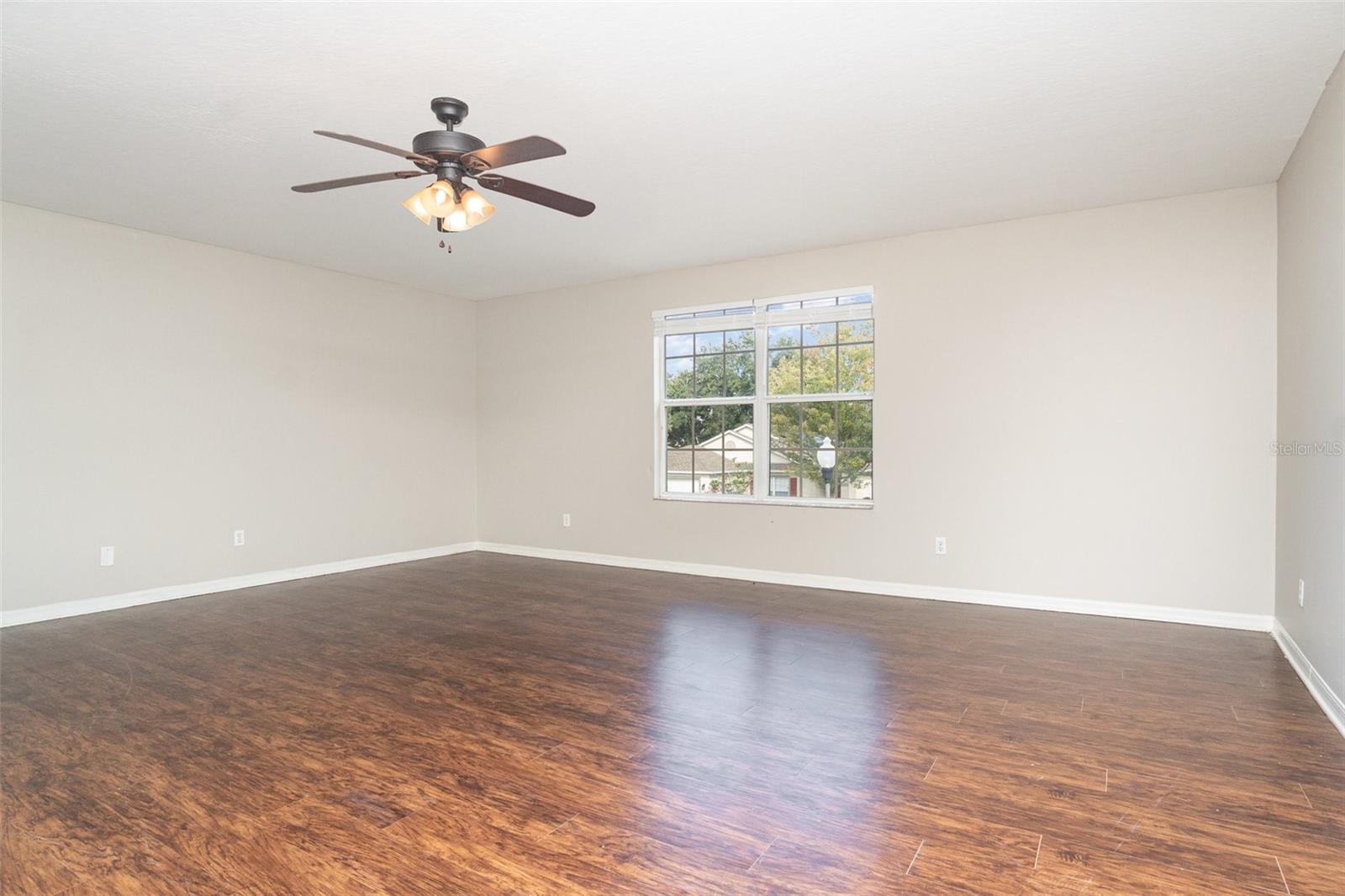 WATERFORD CHASE EAST PH 02 VILLAGE - Residential