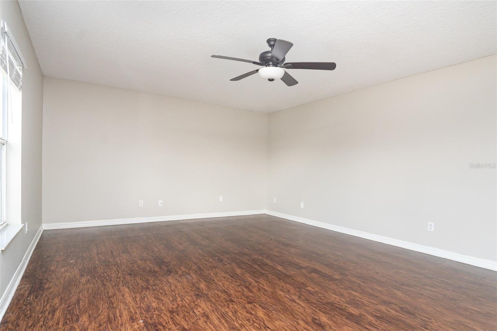 WATERFORD CHASE EAST PH 02 VILLAGE - Residential