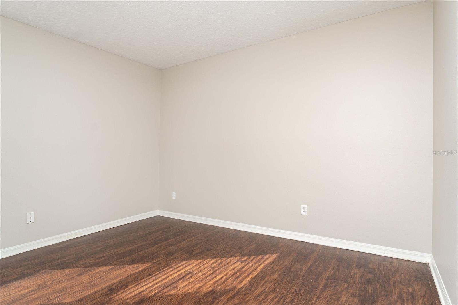 WATERFORD CHASE EAST PH 02 VILLAGE - Residential