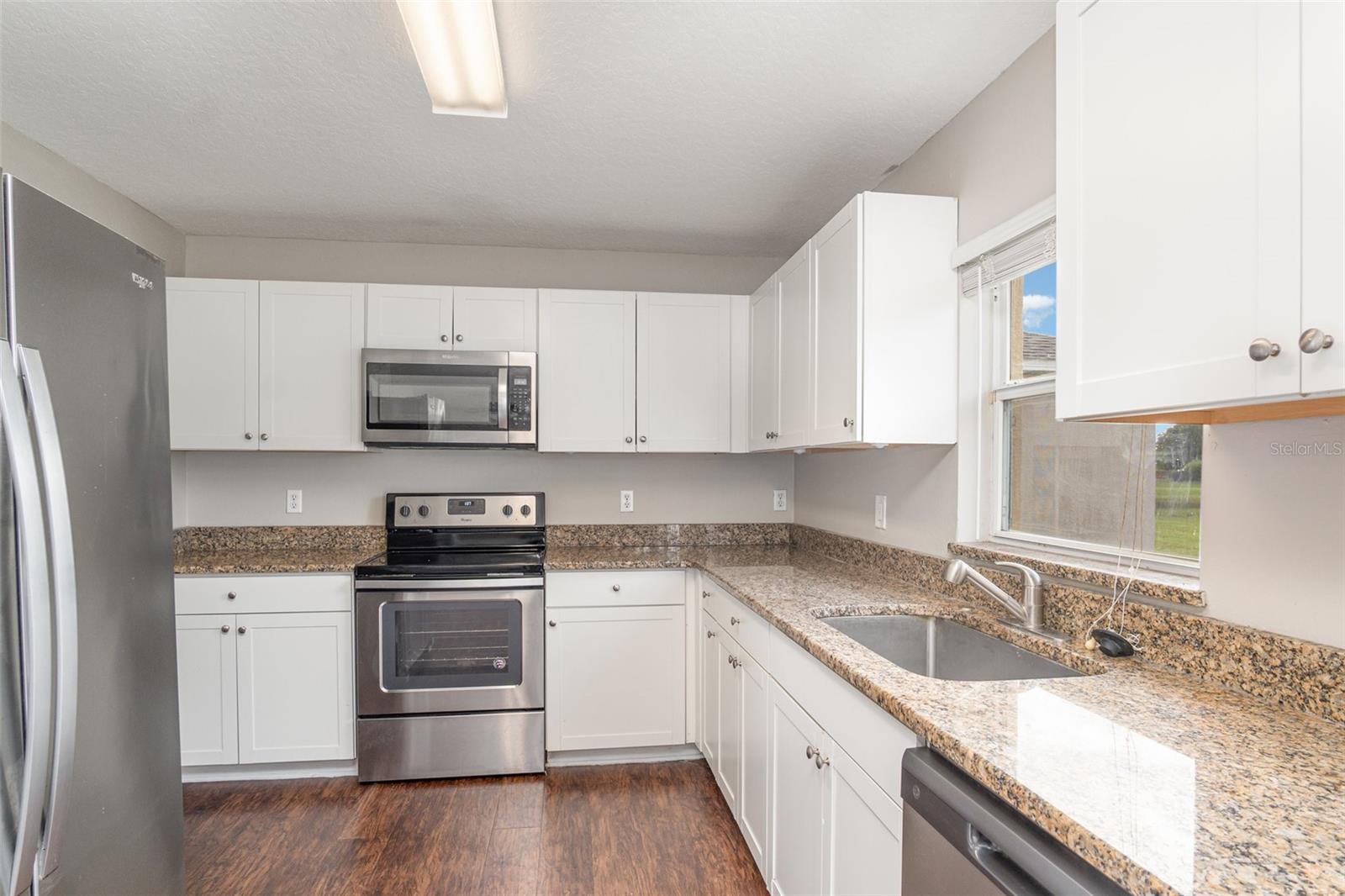 WATERFORD CHASE EAST PH 02 VILLAGE - Residential