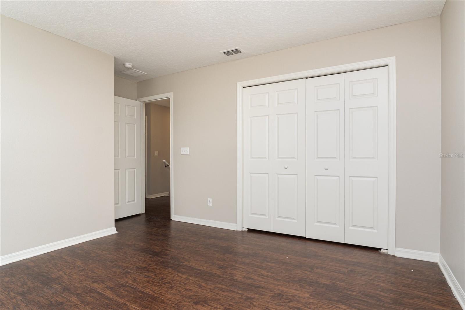 WATERFORD CHASE EAST PH 02 VILLAGE - Residential