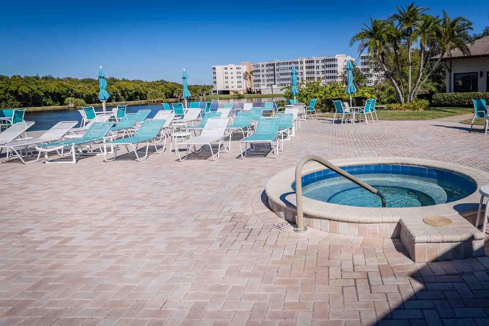 LONG BAYOU - Residential