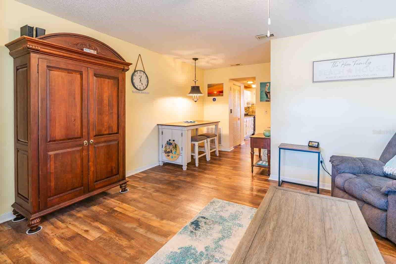 LONG BAYOU - Residential