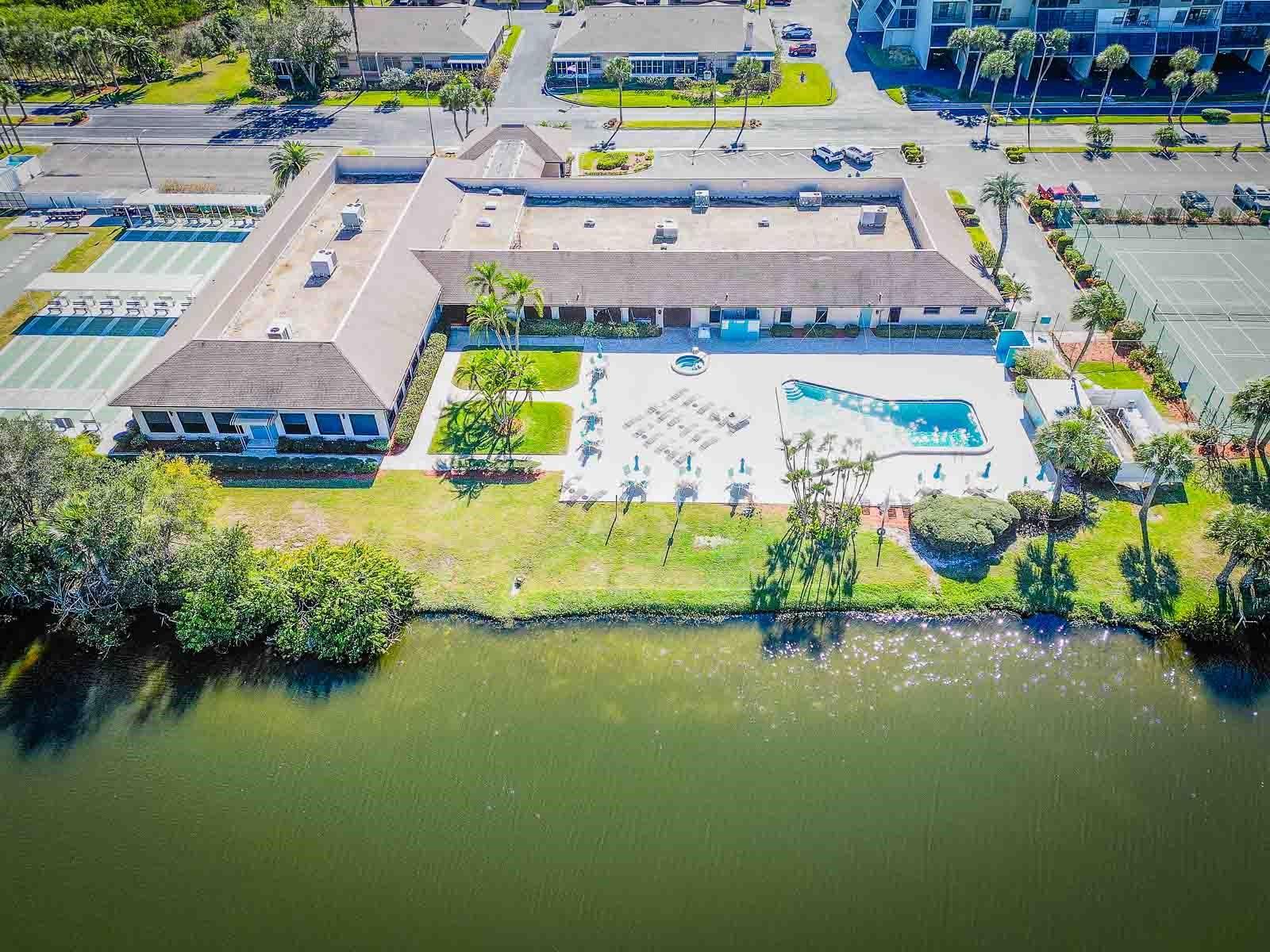 LONG BAYOU - Residential