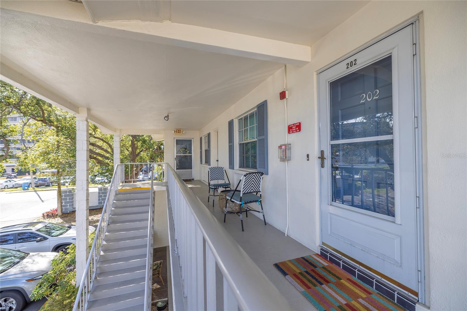 DOUGLAS ARMS - Residential