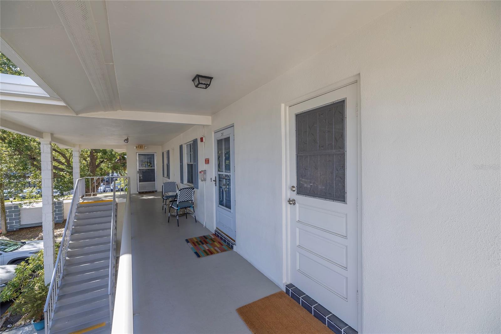 DOUGLAS ARMS - Residential