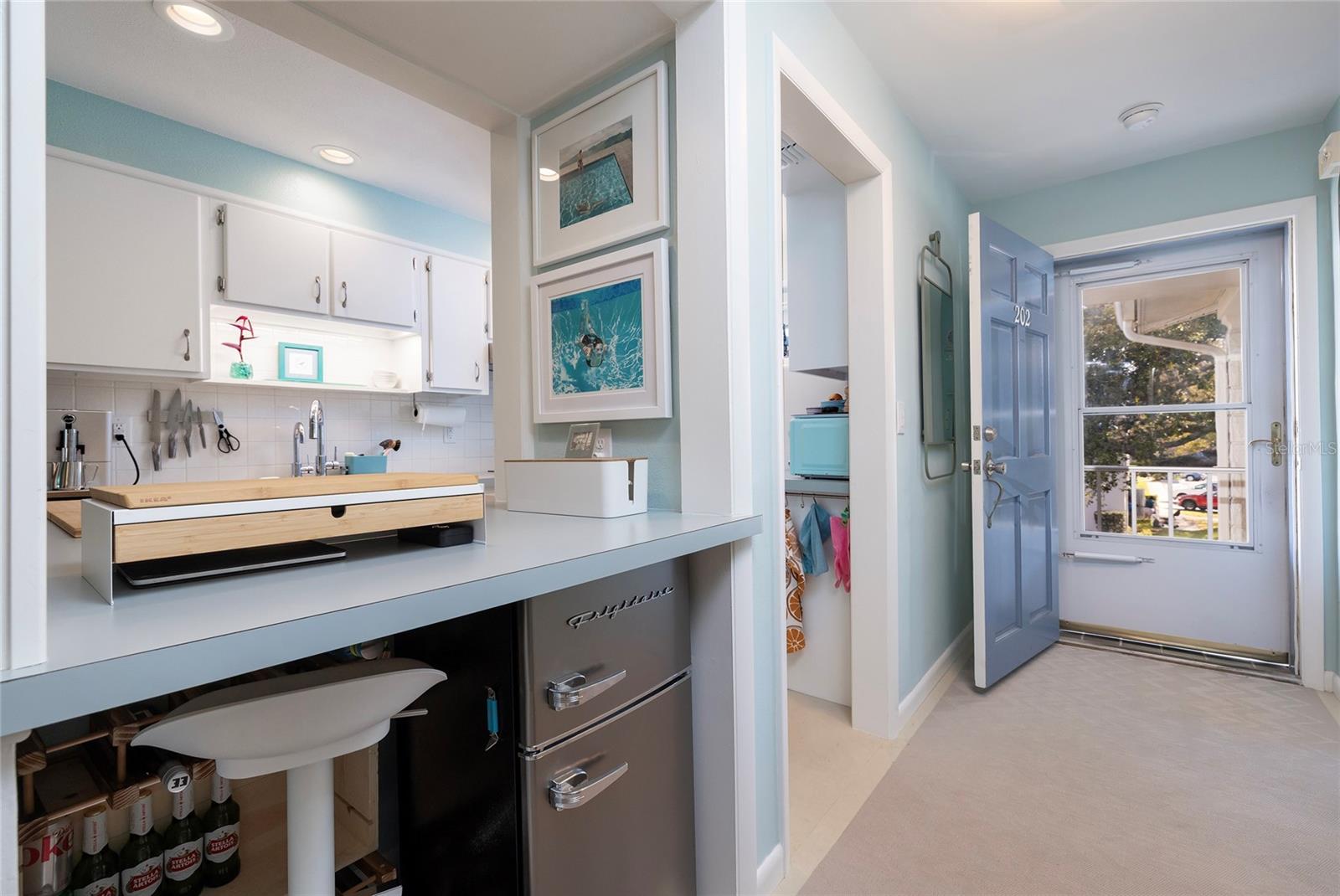 DOUGLAS ARMS - Residential