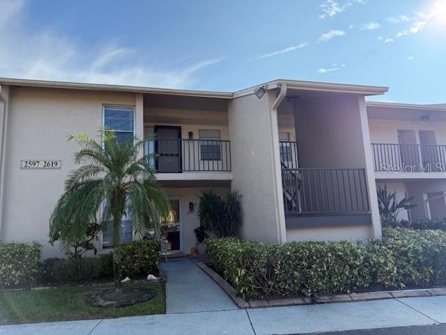 Centrally located to desirable locations of Sarasota. Minutes from Siesta Key’s beautiful beaches, Gulf Gates eclectic restaurants, and downtown. Pinewood Village has a heated swimming pool, shuffle board, and fitness center. There is assigned parking and guest spots too. Included in the rent is water/sewer and cable. This corner unit, second story condo has two large bedrooms split with two full baths. The private in unit laundry room is off the lanai. There is tile floors throughout the kitchen and spacious living room and wood laminate flooring in the bedrooms. The living room opens to the lanai for additional space. Sorry no pets.