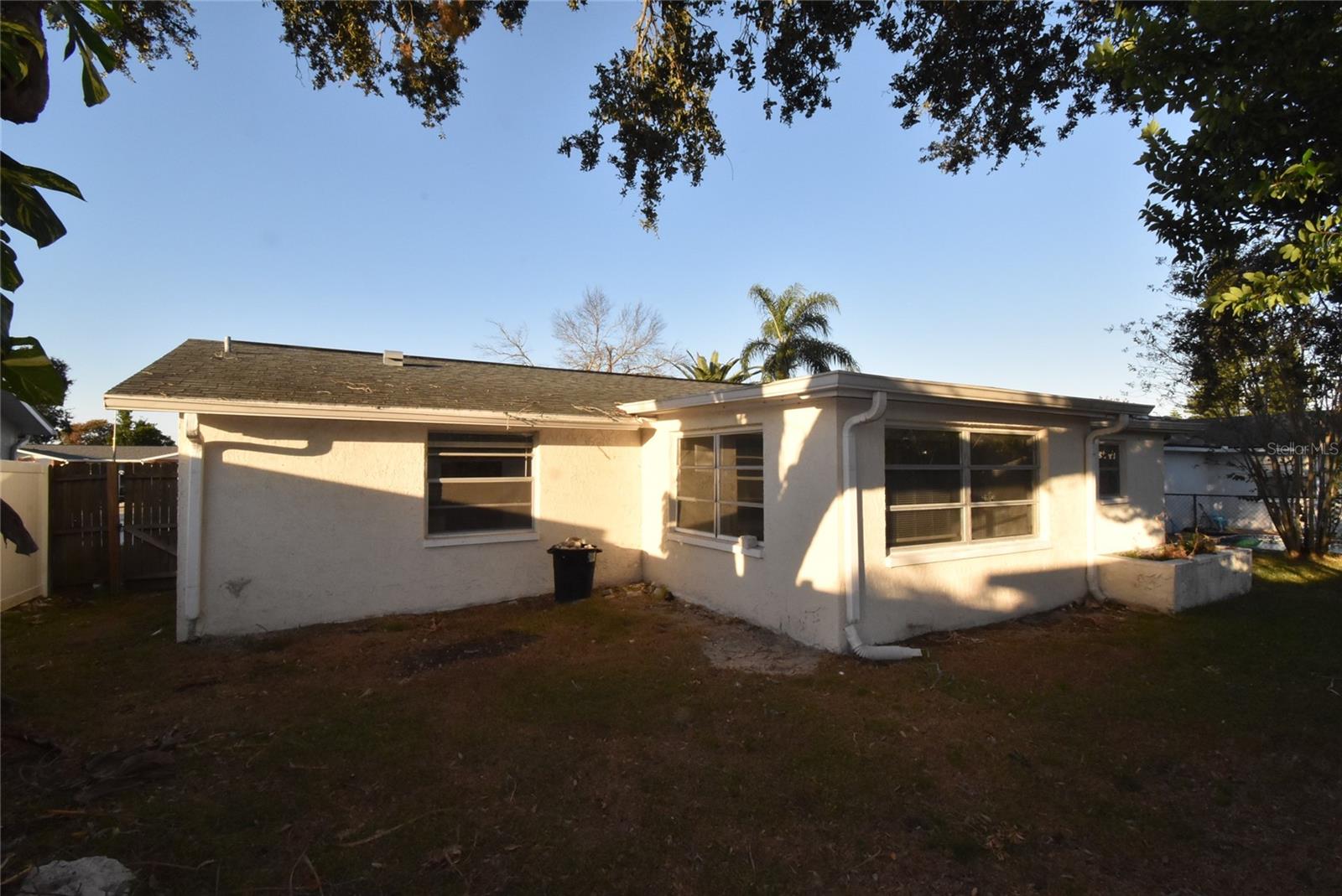 EMBASSY HILLS - Residential