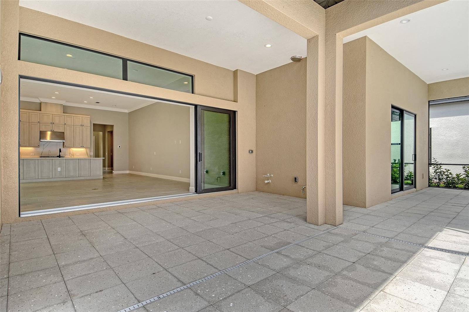 ARIA PHASE III - Residential