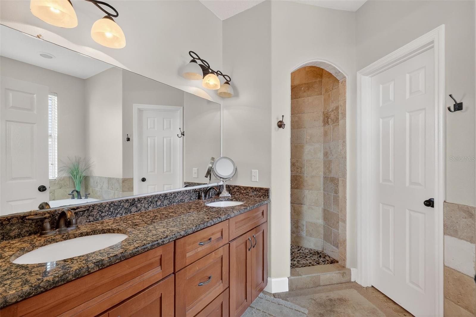 BAY RUN GARDENS - Residential Income