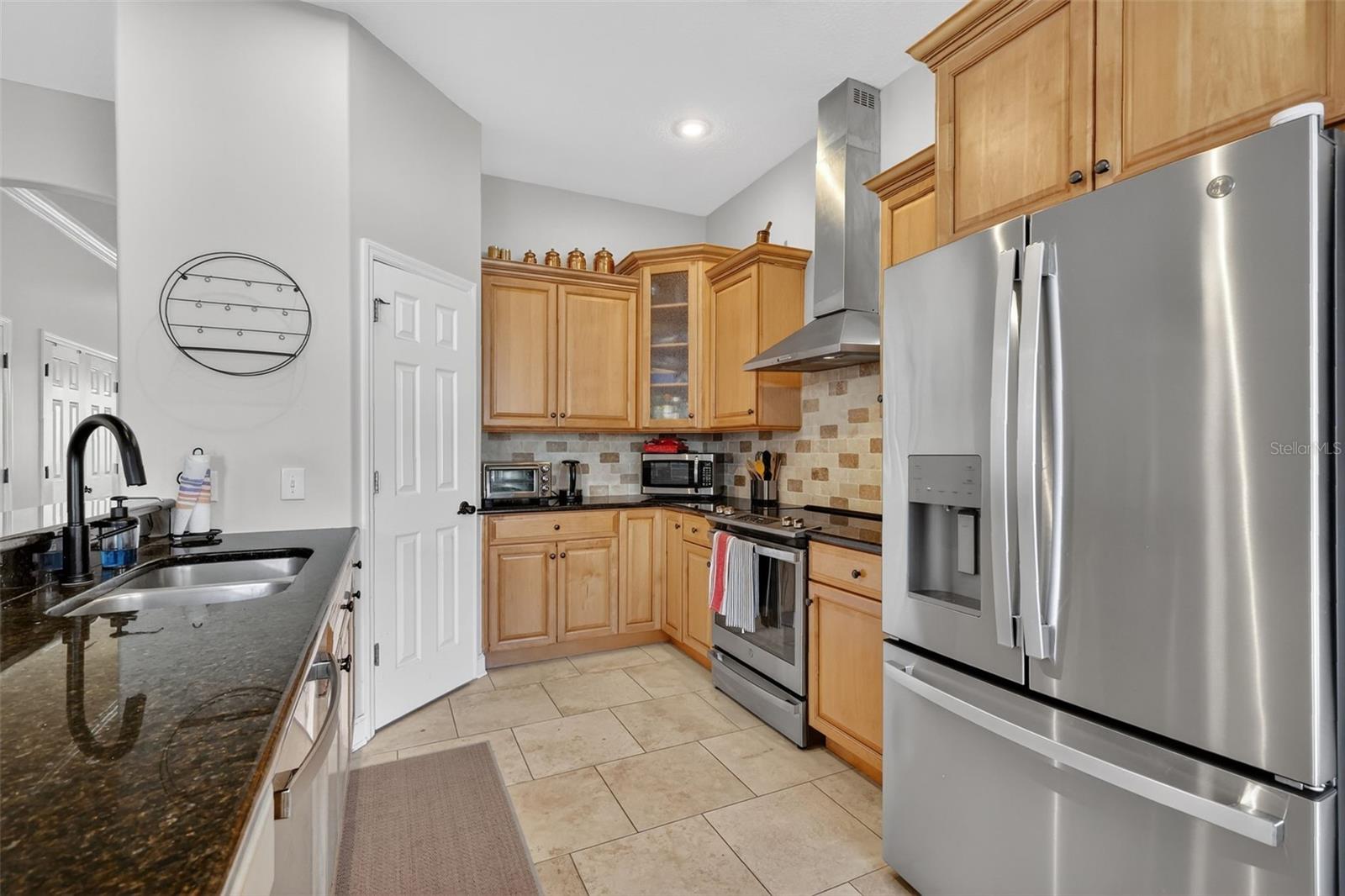 BAY RUN GARDENS - Residential Income