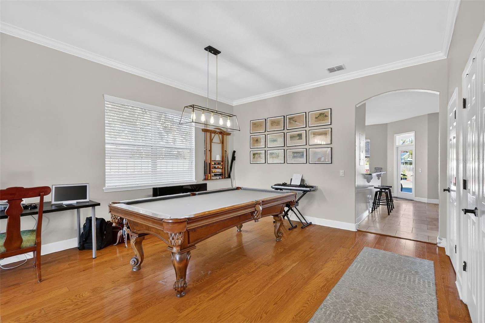 BAY RUN GARDENS - Residential Income