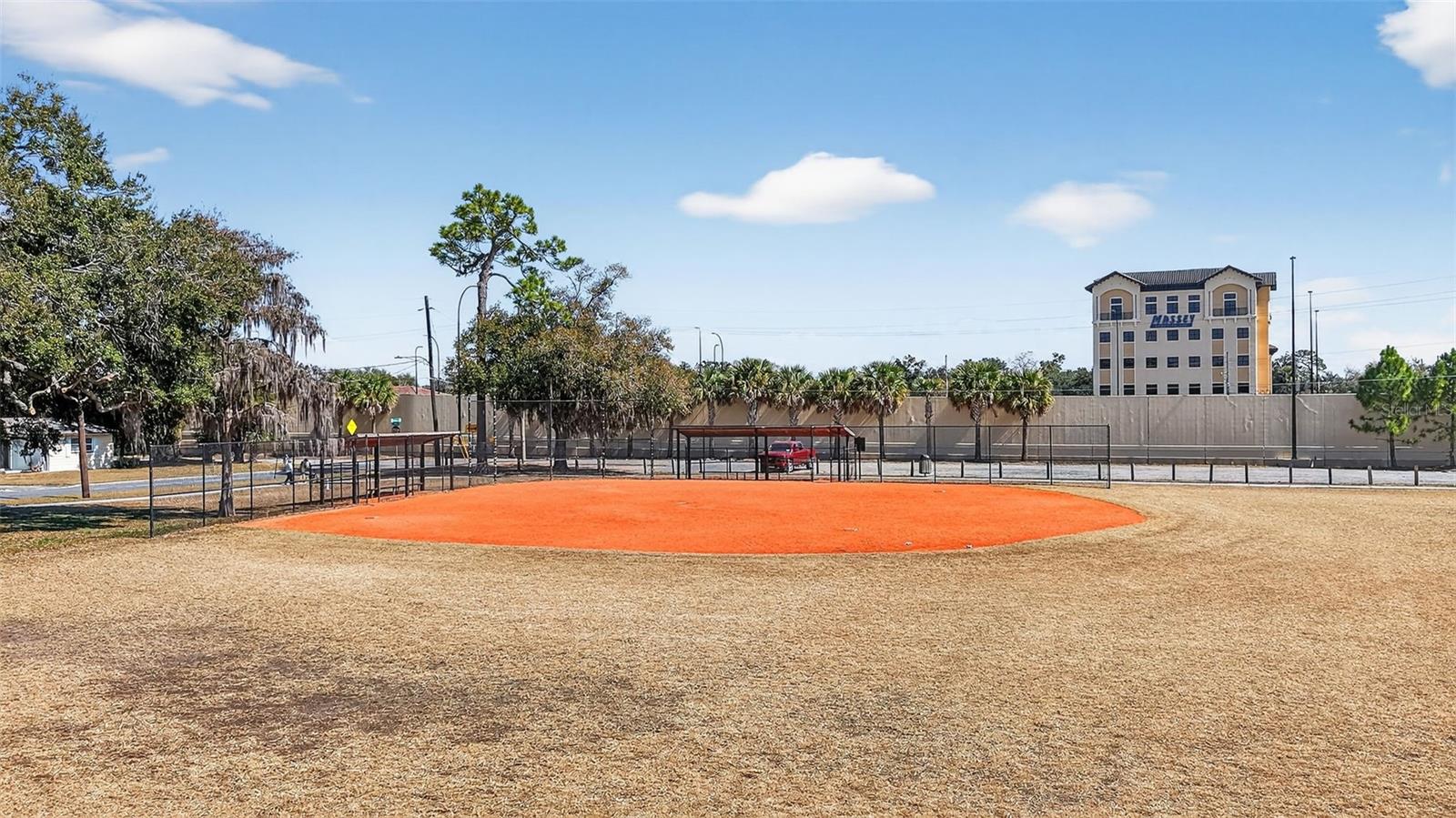 BAY RUN GARDENS - Residential Income