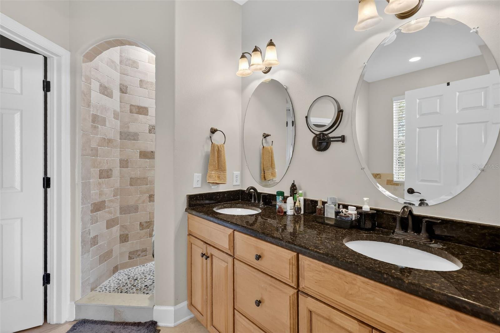 BAY RUN GARDENS - Residential Income