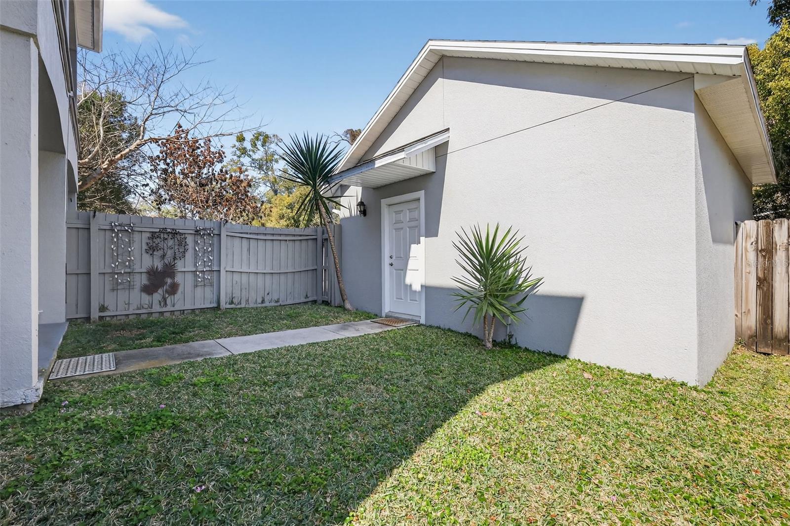 BAY RUN GARDENS - Residential Income