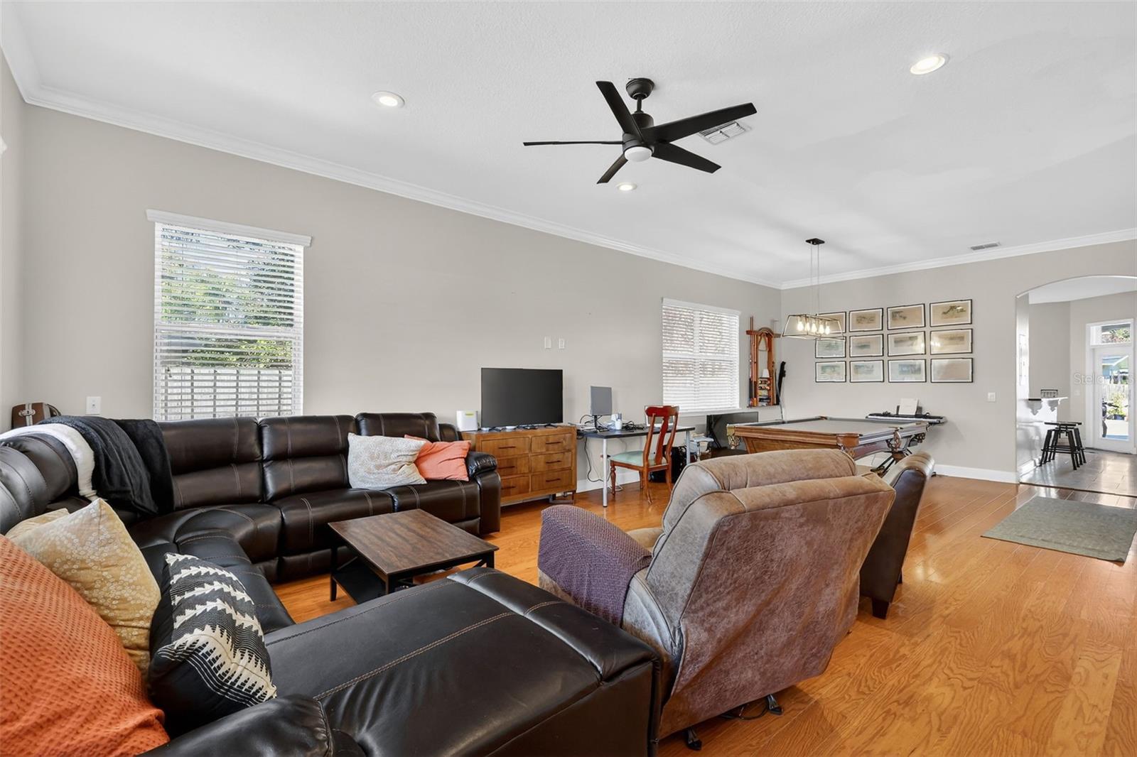 BAY RUN GARDENS - Residential Income