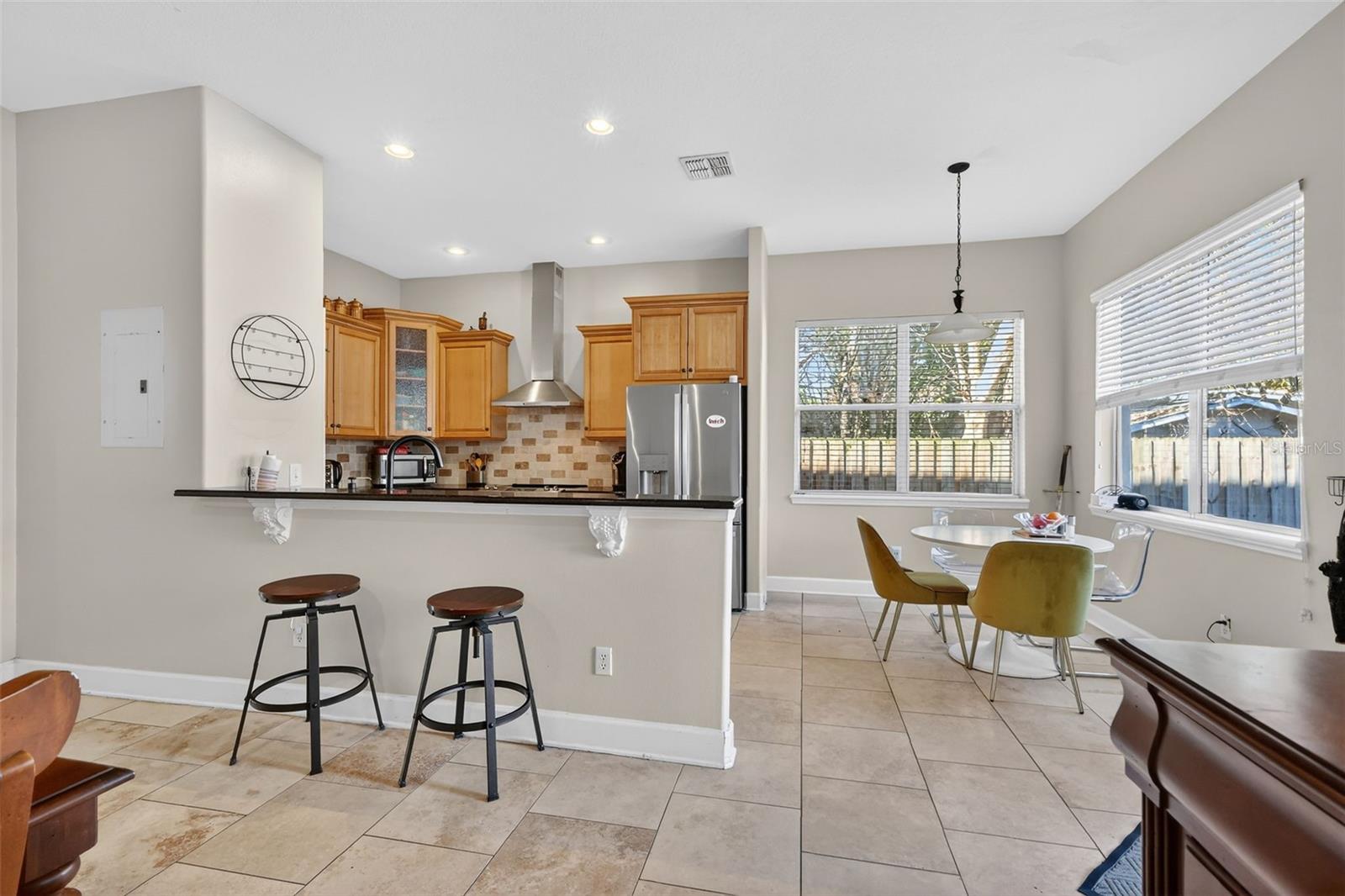 BAY RUN GARDENS - Residential Income